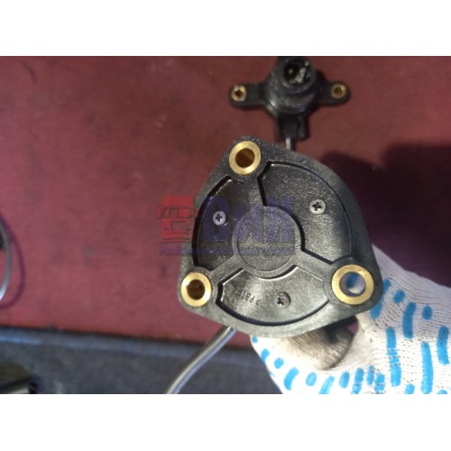 Датчик уровня масла Renault DXI-12 (467), 21042477-1