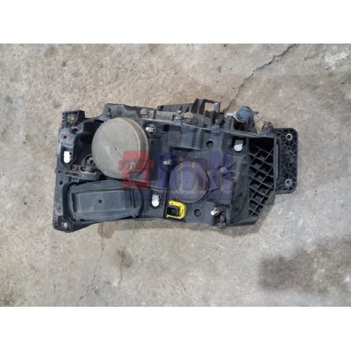 Фара основная Renault T460 001057 xenon RH (531), 89207501-3