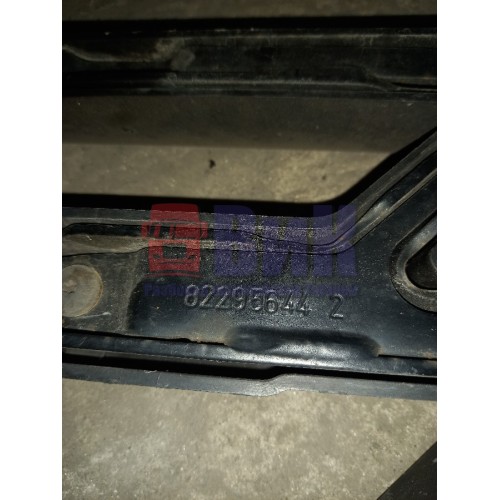 Подножка обслуживания Renault T460 001057 нижняя (970), 82295644-3