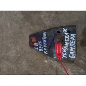 Кронштейн усилителя бампера Renault T460 001057 LH (964)