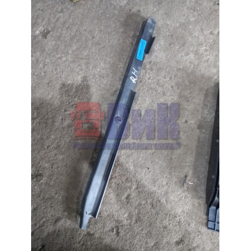 Панель стойки кузова Mercedes Actros 987958 RH (332), 9436920101-1