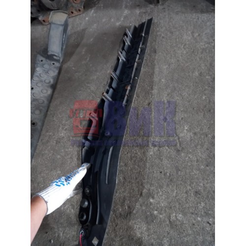 Накладка на порог Mercedes Actros 987958 RH (259), 9416800335-1