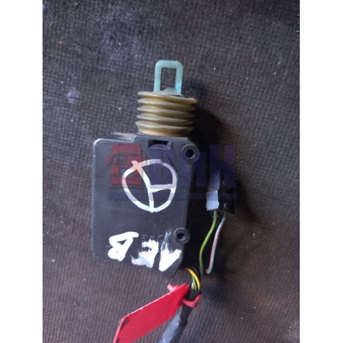 Доводчик замка двери Mercedes Actros 987958 LH (426), 993531893-1