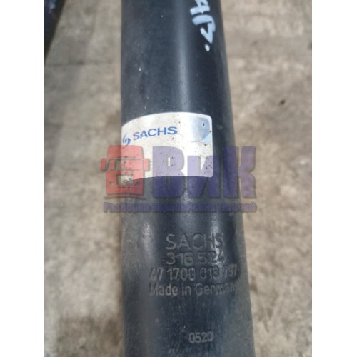 Амортизатор передний Renault T460 001057 (776), 471700013-2