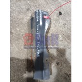 Кронштейн накладки глушителя Renault T460 001057 задний боковой (766)