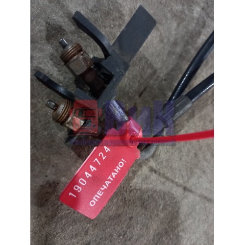 Шланг подъема кабины Renault Т-Seria 001057 (2 шт. в сборе) между замками (724), -3