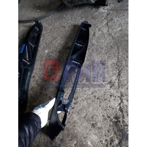 Ручка обшивки двери DAF 105 920032 RH (292), 1665958-4