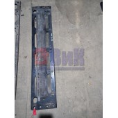 Кронштейн решетки радиатора Volvo FH 12 с сеткой (742)