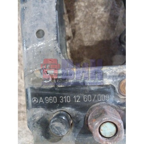 Кронштейн кабины Mercedes Actros MP4 766412 LH (462), 9603101260-1
