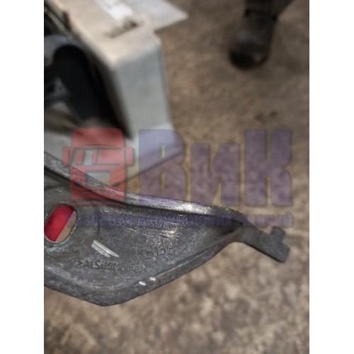 Кронштейн фары Mercedes Actros MP4 766412 RH (902), 9608853846-3