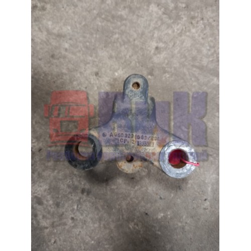 Кронштейн переднего стабилизатора Mercedes Actros MP4 766412 (873), 9603231863-1