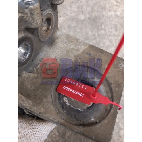 Кронштейн бампера DAF 105 801926 LH (734), 1735002-1