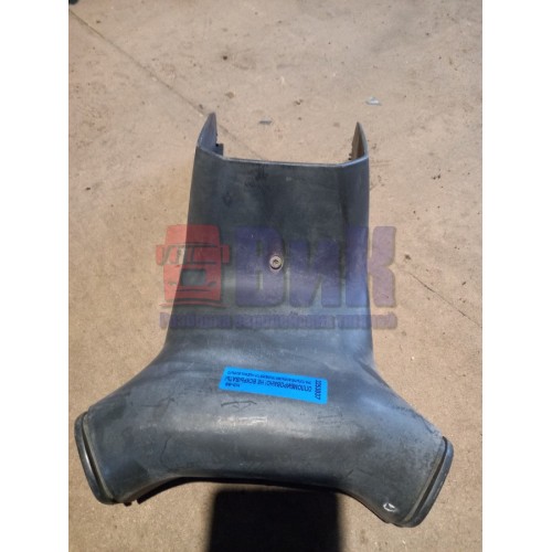 Часть кожуха рулевой колонки Volvo (037), 20360937