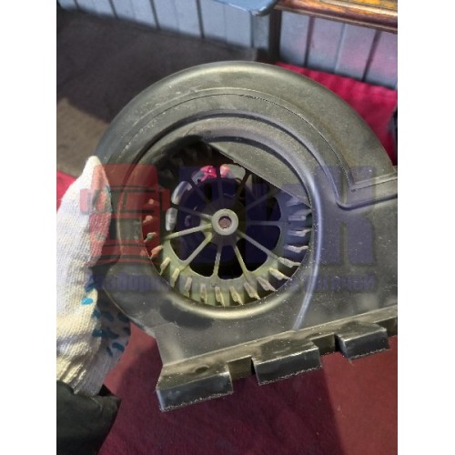 Моторчик отопителя (печки) MAN TGA с реостатом (003), -4