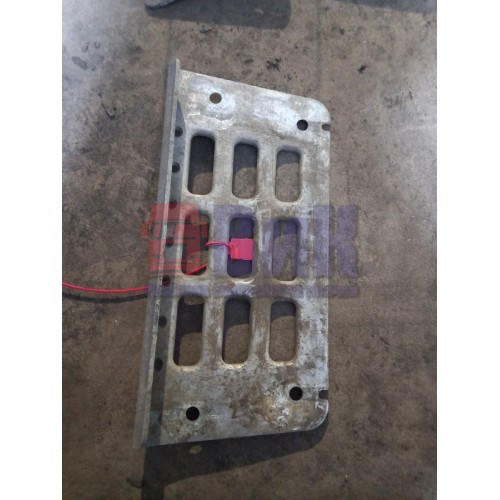 Накладка на подножку основную Volvo FH 12 нижняя (546), -1