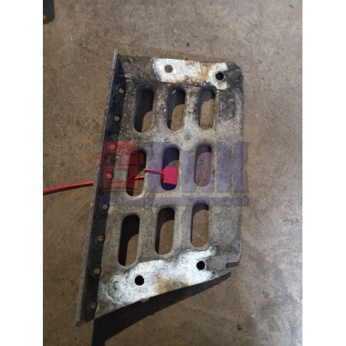 Накладка на подножку нижнюю Volvo FH 12 RH (554), -2