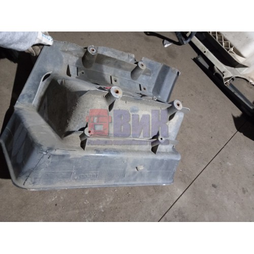 Корпус нижней подножки Iveco RH деф. (973), 504053091-4