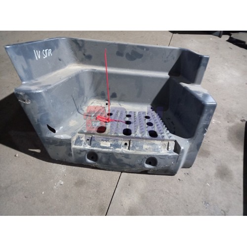 Корпус нижней подножки Iveco RH деф. (973), 504053091-5