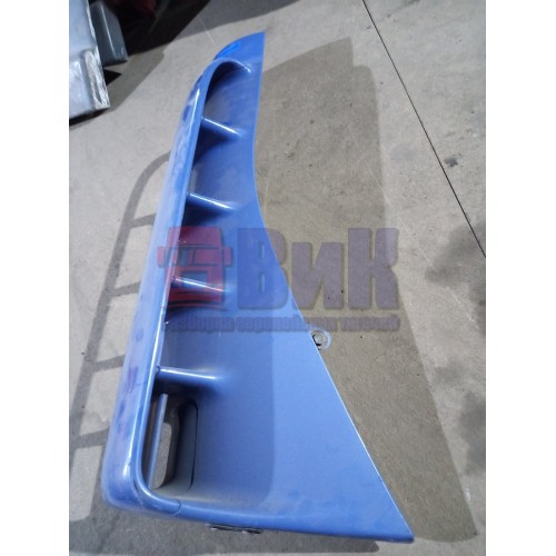 Дефлектор кабины Iveco RH (301), 504040699-3