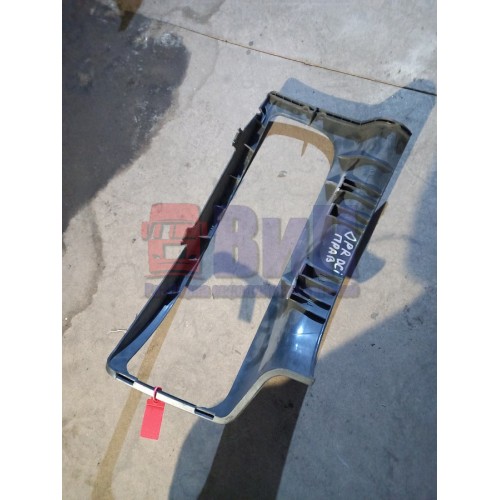 Накладка на фару Renault Premium DCI RH (958), 66918320-2