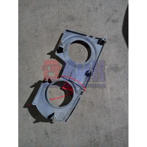 Рамка ПТФ (накладка ПТФ) Iveco деф. LH (915), 504188035-1