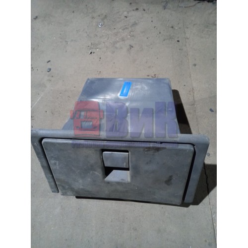 Бардачок Iveco (287), 504009820