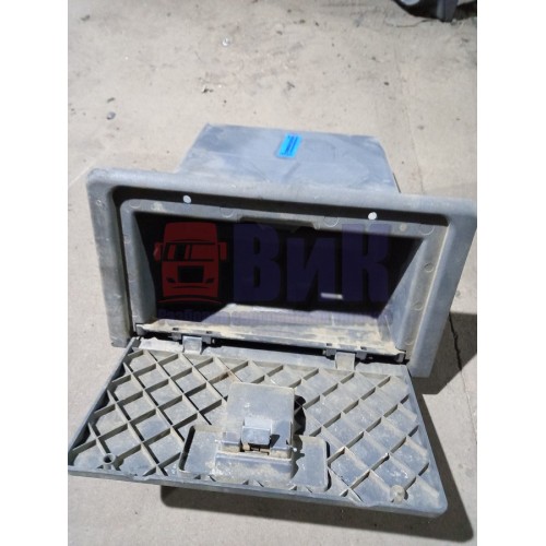 Бардачок Iveco (287), 504009820-1