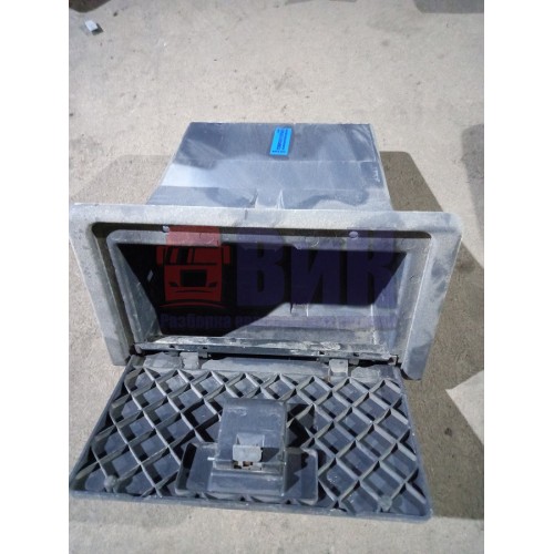 Бардачок Iveco (285), 504009820-3