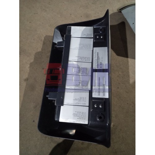 Бардачок Iveco (284), -2