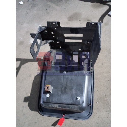 Кронштейн блока предохранителей Iveco (911), 500369348-3