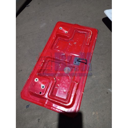 Крышка инструментального ящика Iveco (282), -2