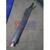 Накладка на стойку лобового стекла Iveco RH (906)