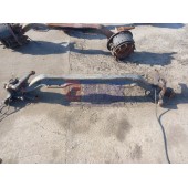 Балка передняя Renault с цапфами (конус подш) старого образца (460)