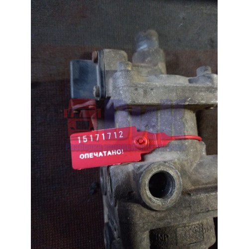 Кран главный тормозной Iveco St Евротех (712), 99472 DX75BA-3