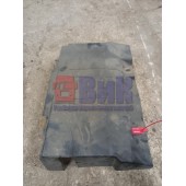 Крышка ящика АКБ Renault T430 007618 деф. (300)