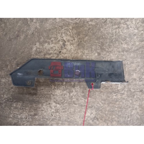 Накладка на корпус фары Volvo FH 138807 задняя RH (289), 8141290-2