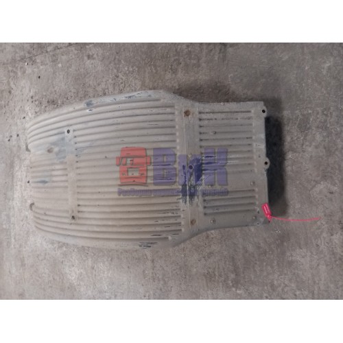 Подкрылок под кабину RH Volvo FH 138807 (321), 8144551