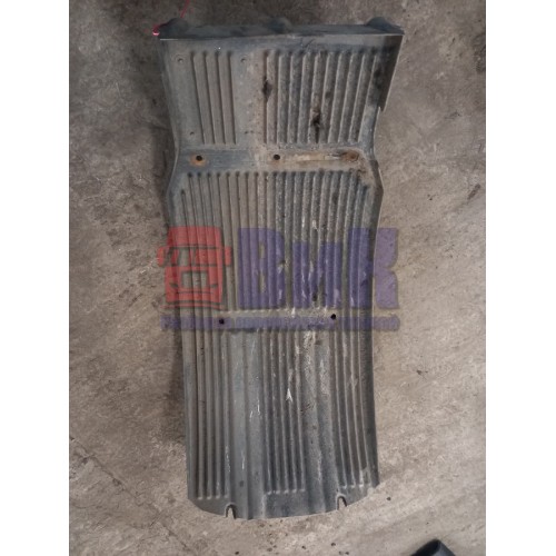 Подкрылок под кабину RH Volvo FH 138807 (321), 8144551-2