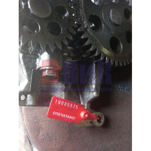 Насос масляный  Renault DCI-420 (575), 5010477184-2