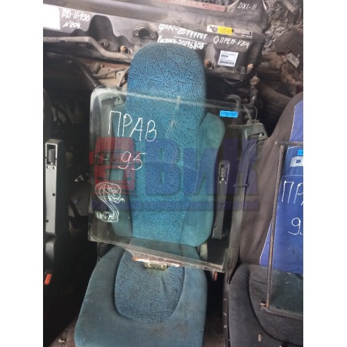Стекло двери (основное) DAF 95 RH (676), 1284624