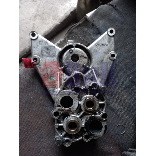 Насос масляный Volvo D12D (089), 8170465-1