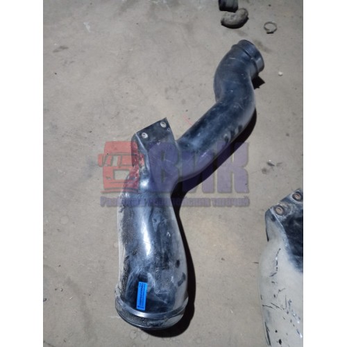 Патрубок воздушного фильтра Mercedes (208), 9415280607