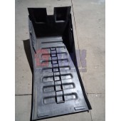 Крышка ящика АКБ Renault DXI (198)