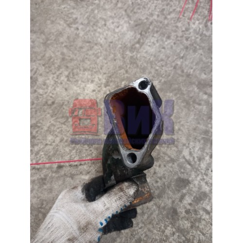 Фланец системы охлаждения Volvo FH 138807 D12C (127), 3979985-1