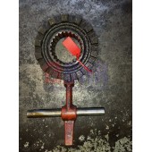 Вилка блокировки Volvo с шестерней 25 зуб. (157)