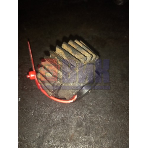 Шестерня воздушного компрессора Volvo D12A (731) , -1