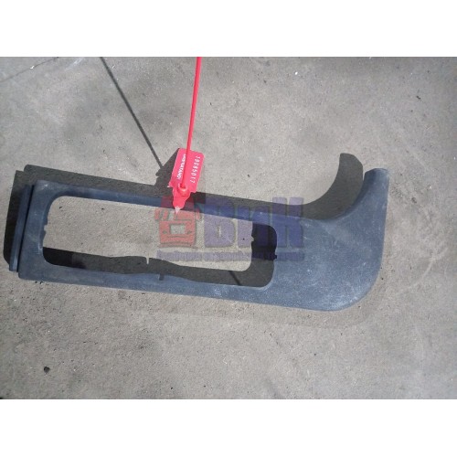 Накладка на дверь Renault Premium RH (017), 205580140