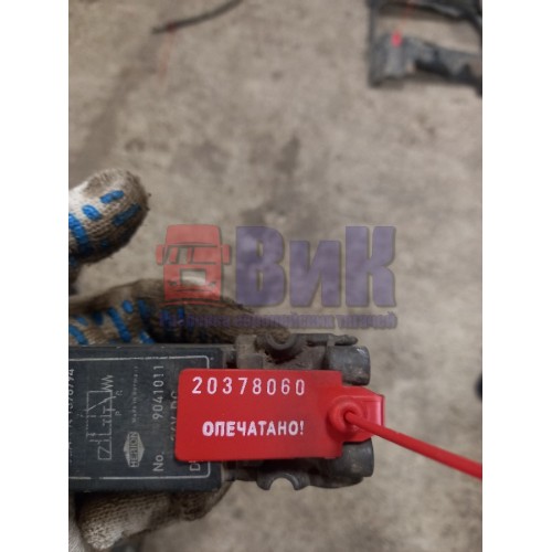 Клапан электромагнитный (соленоид) Scania R HPI 596273 (060) , 1376794-2
