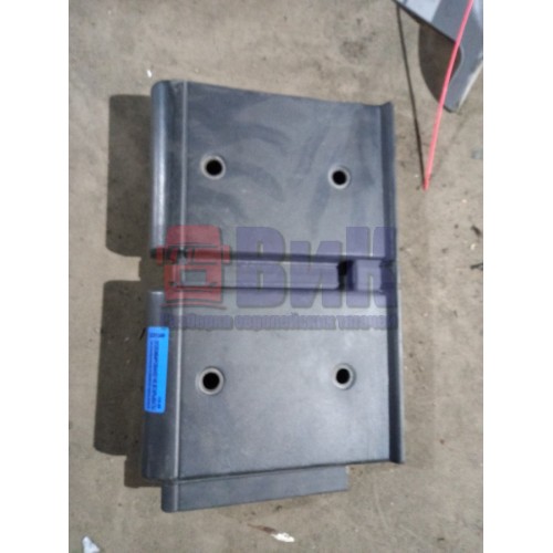 Накладка на лонжерон Renault Magnum Mack RH (349), 5010491557