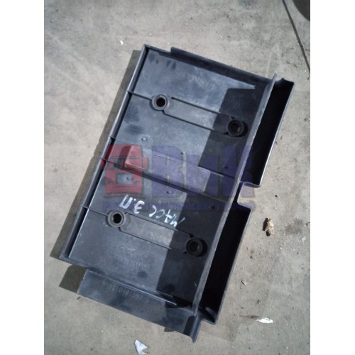 Накладка на лонжерон Renault Magnum Mack RH (349), 5010491557-2